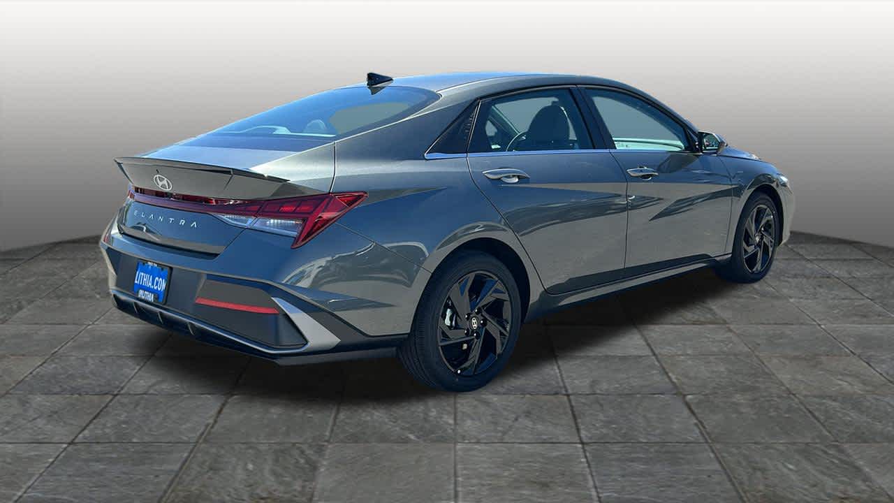 Thumbnail: 2026 Hyundai Elantra - 5