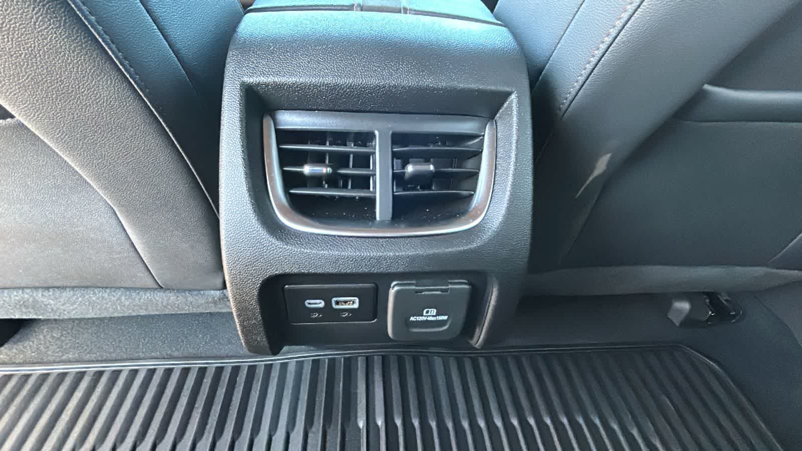 Thumbnail: 2024 Chevrolet Blazer - 24