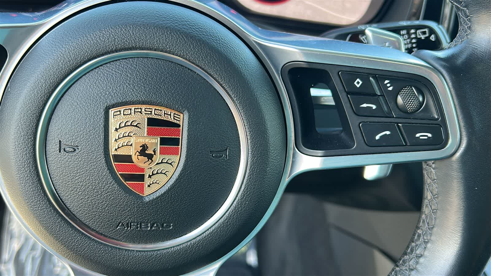 Thumbnail: 2023 Porsche Cayenne - 20