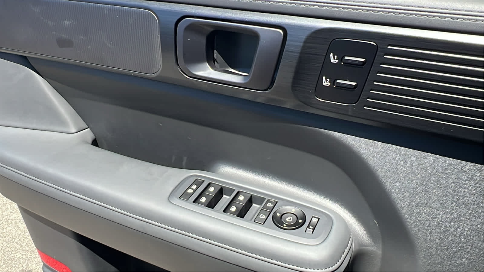 Thumbnail: 2025 Hyundai Santa Fe - 22