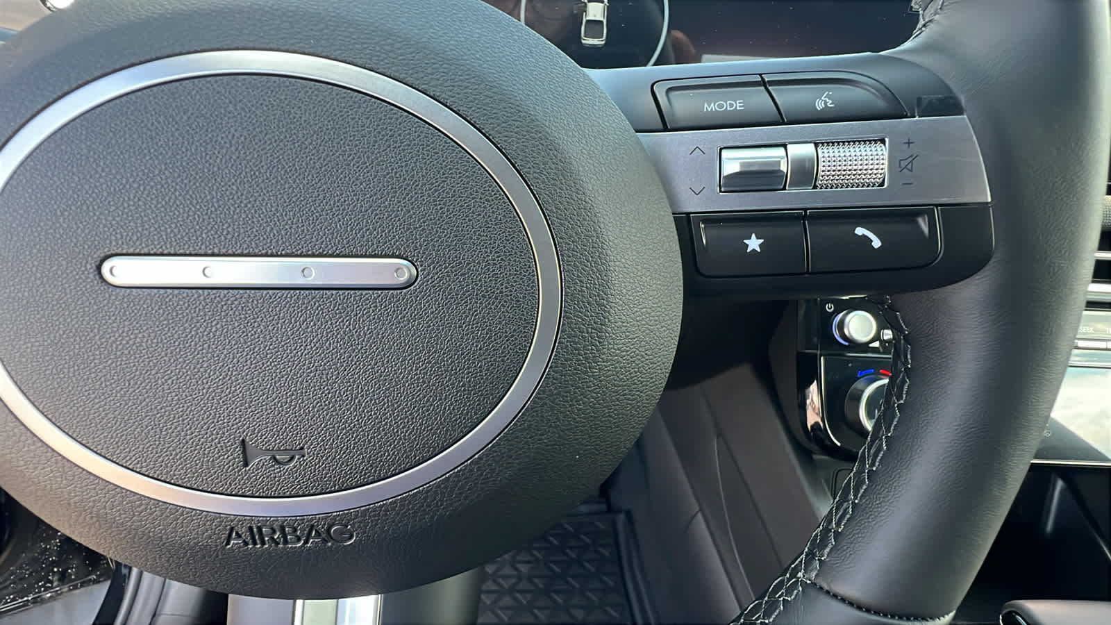 Thumbnail: 2025 Hyundai Santa Cruz - 20