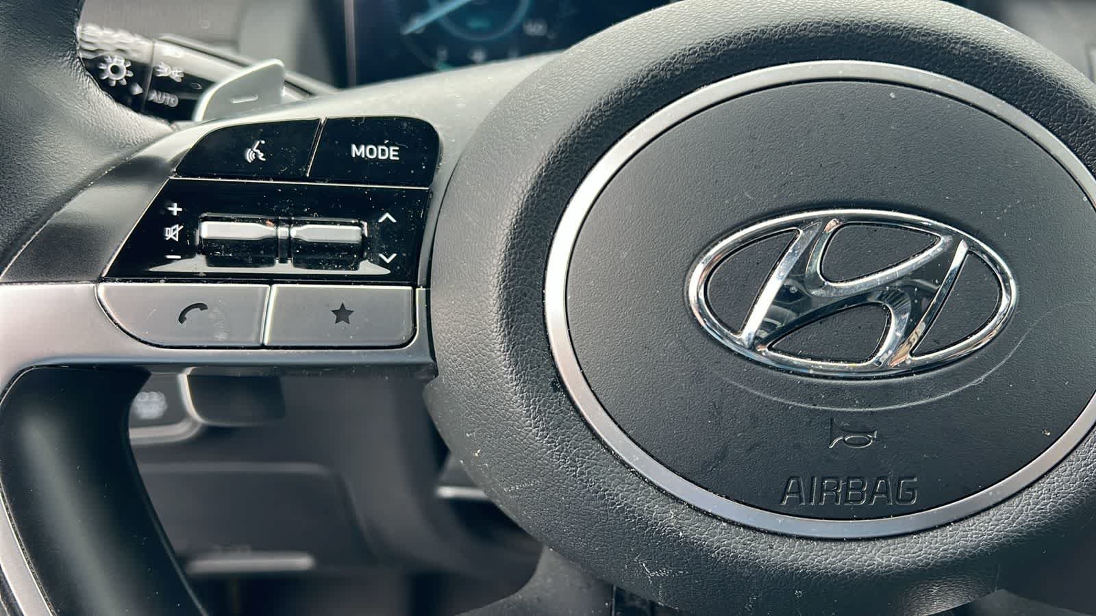 Thumbnail: 2022 Hyundai Tucson - 17