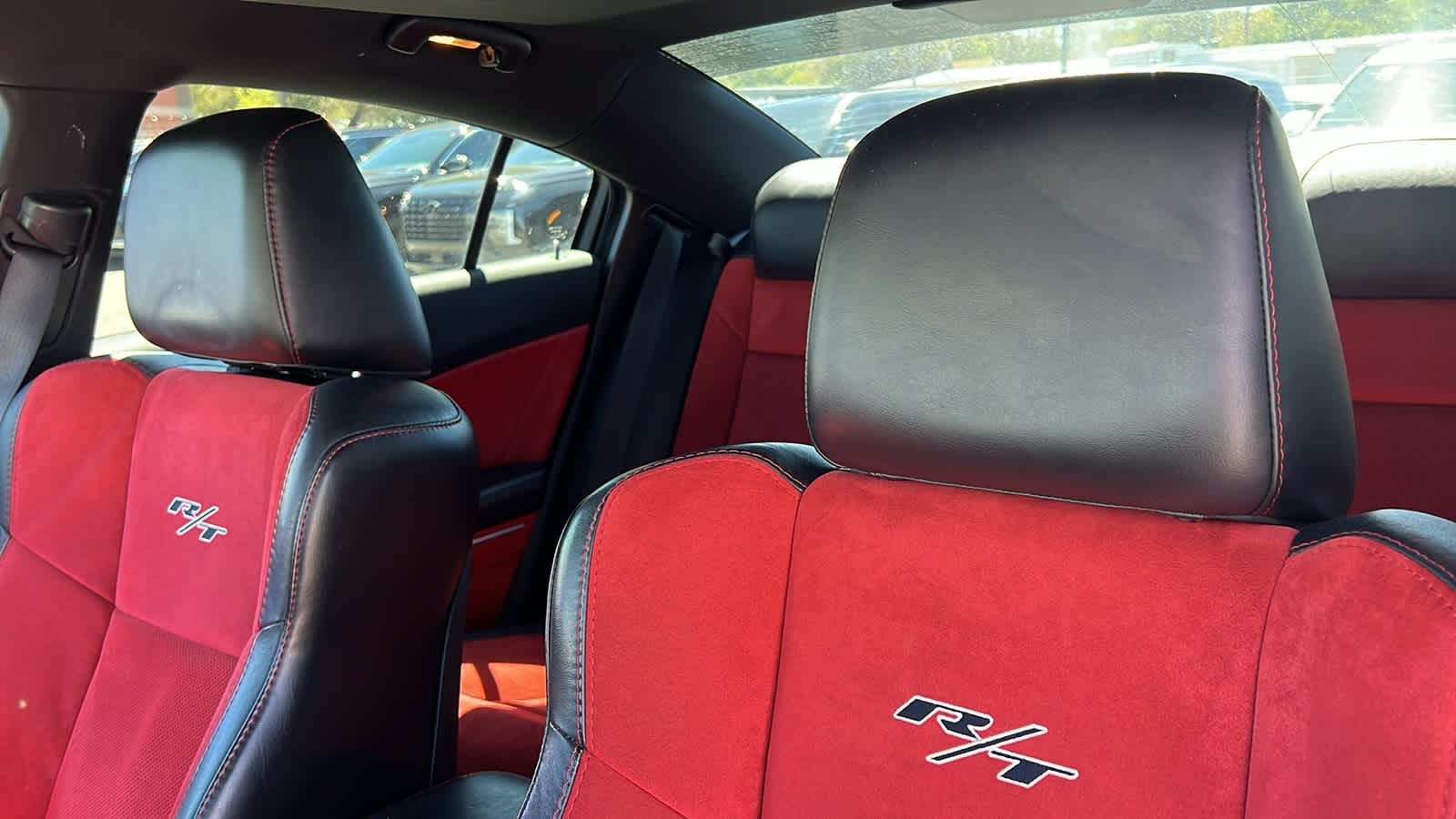 Thumbnail: 2016 Dodge Charger - 11
