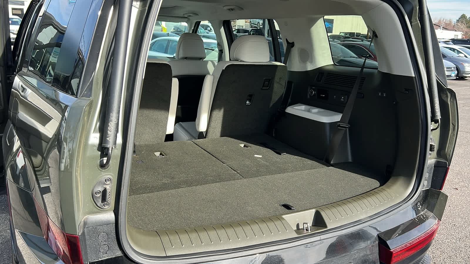 Thumbnail: 2025 Hyundai Santa Fe - 27