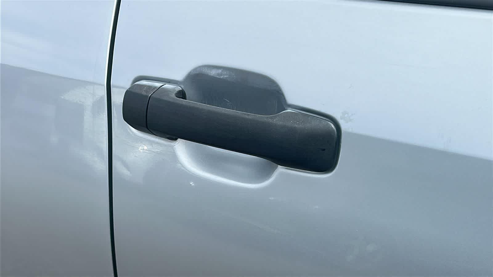 Thumbnail: 2018 Toyota Tundra - 15