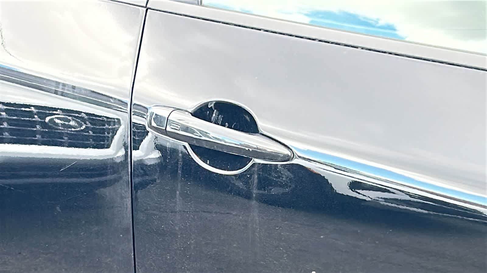 Thumbnail: 2023 Nissan Rogue - 16