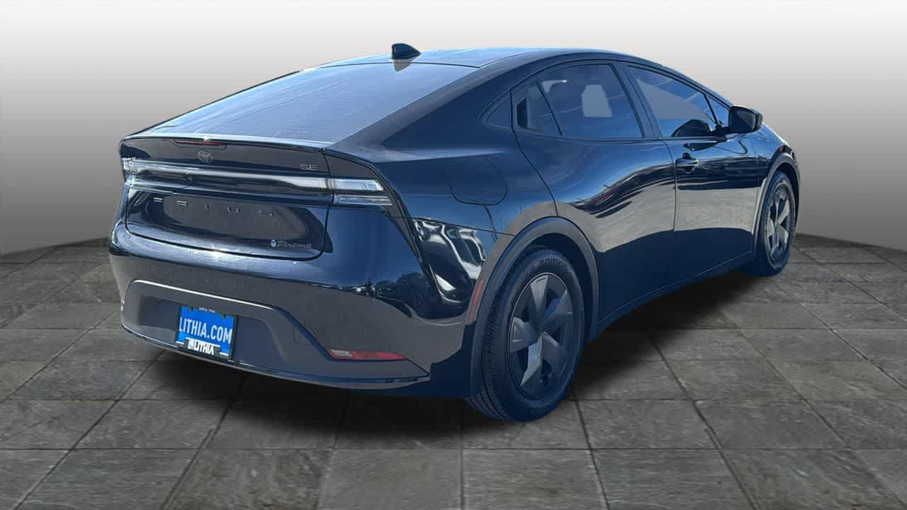 Thumbnail: 2024 Toyota Prius Prime - 5