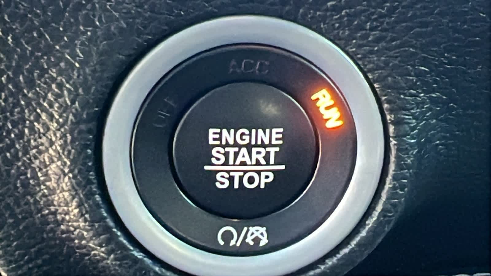 Thumbnail: 2018 Dodge Challenger - 17