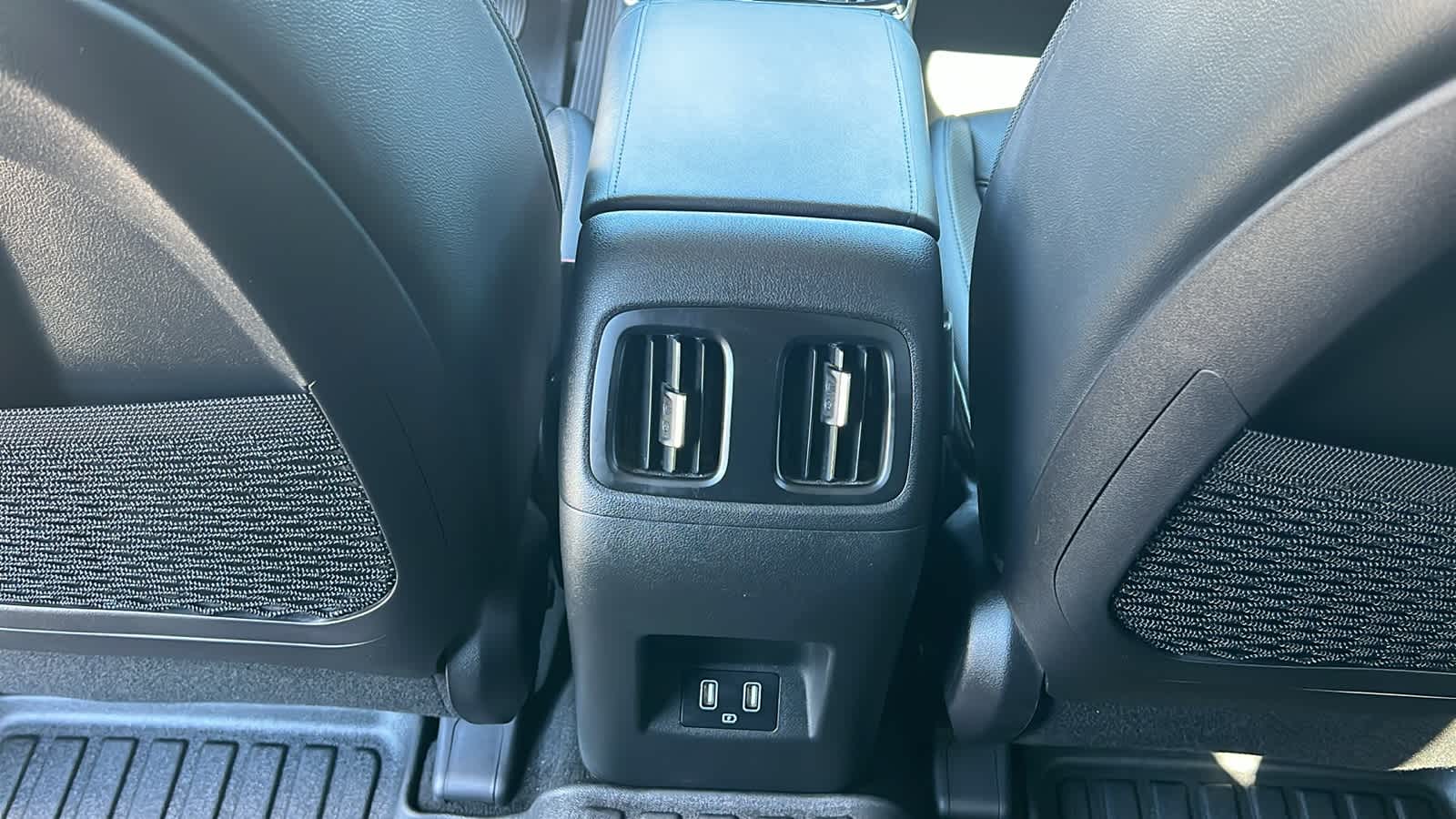 Thumbnail: 2022 Hyundai Tucson - 25