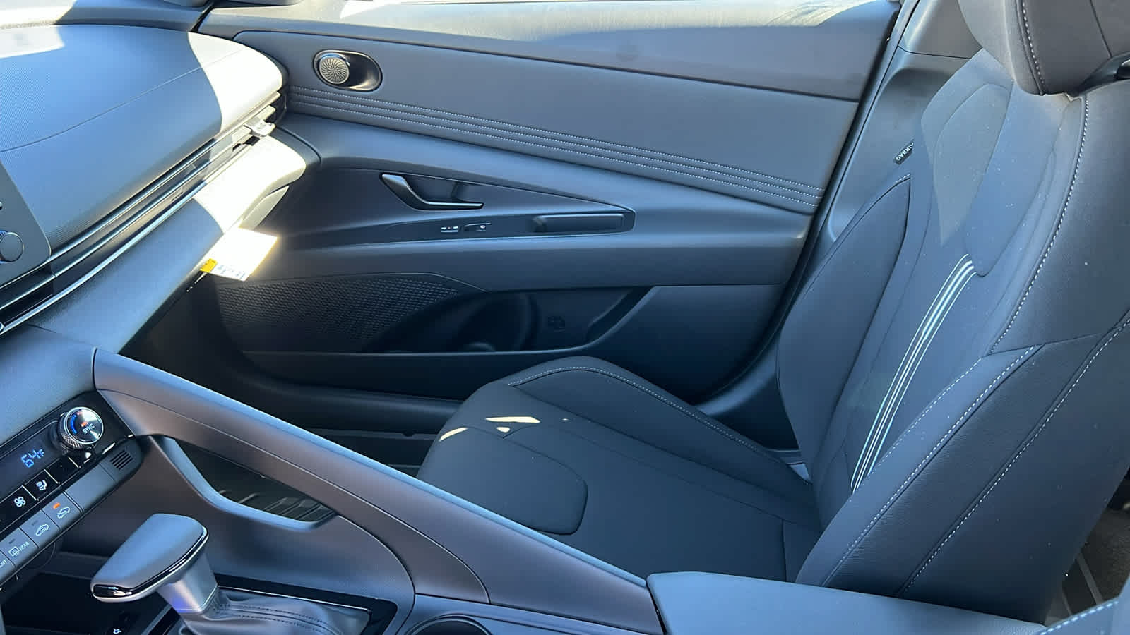 Thumbnail: 2026 Hyundai Elantra - 12