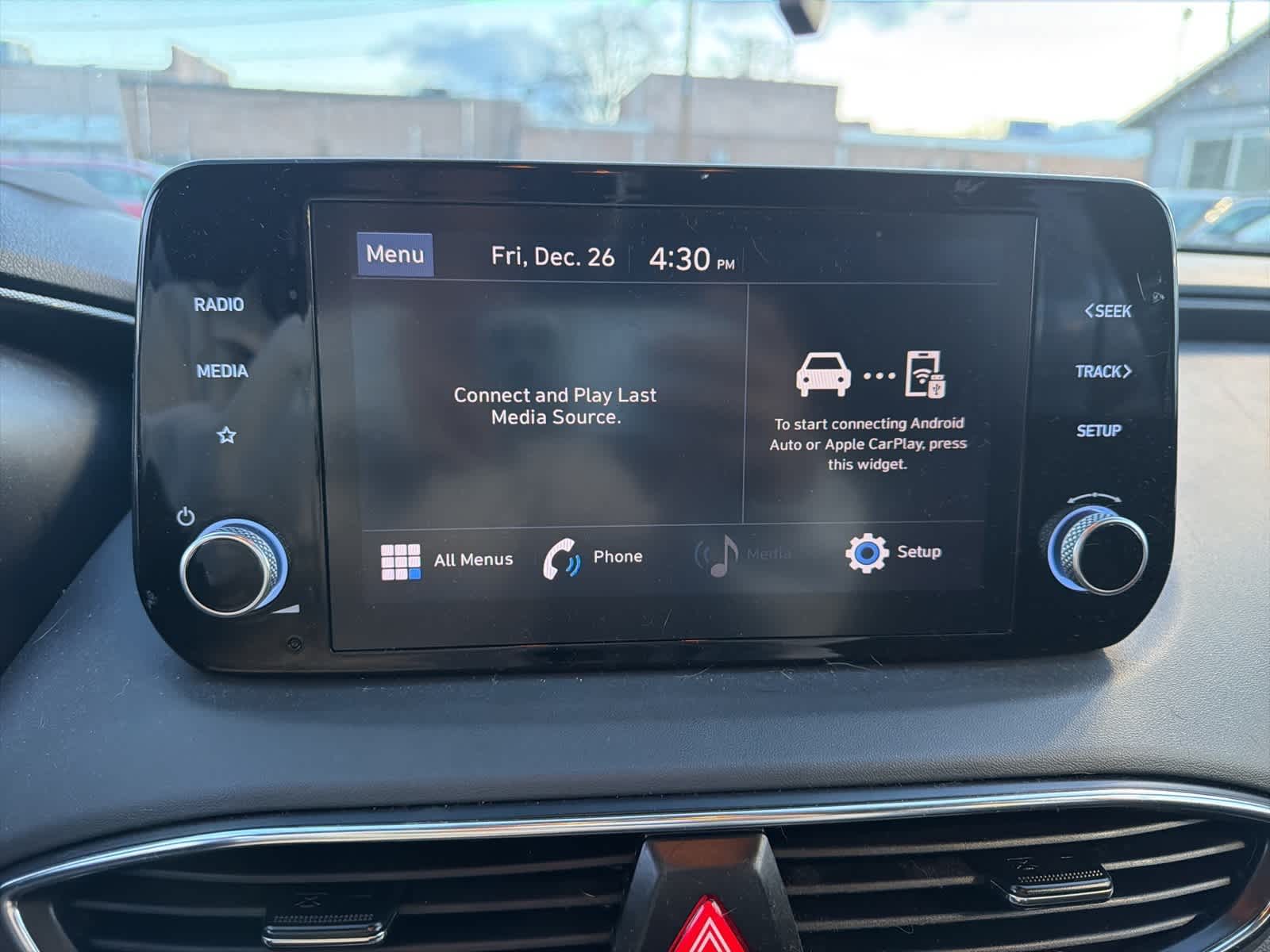 Thumbnail: 2022 Hyundai Santa Fe - 18