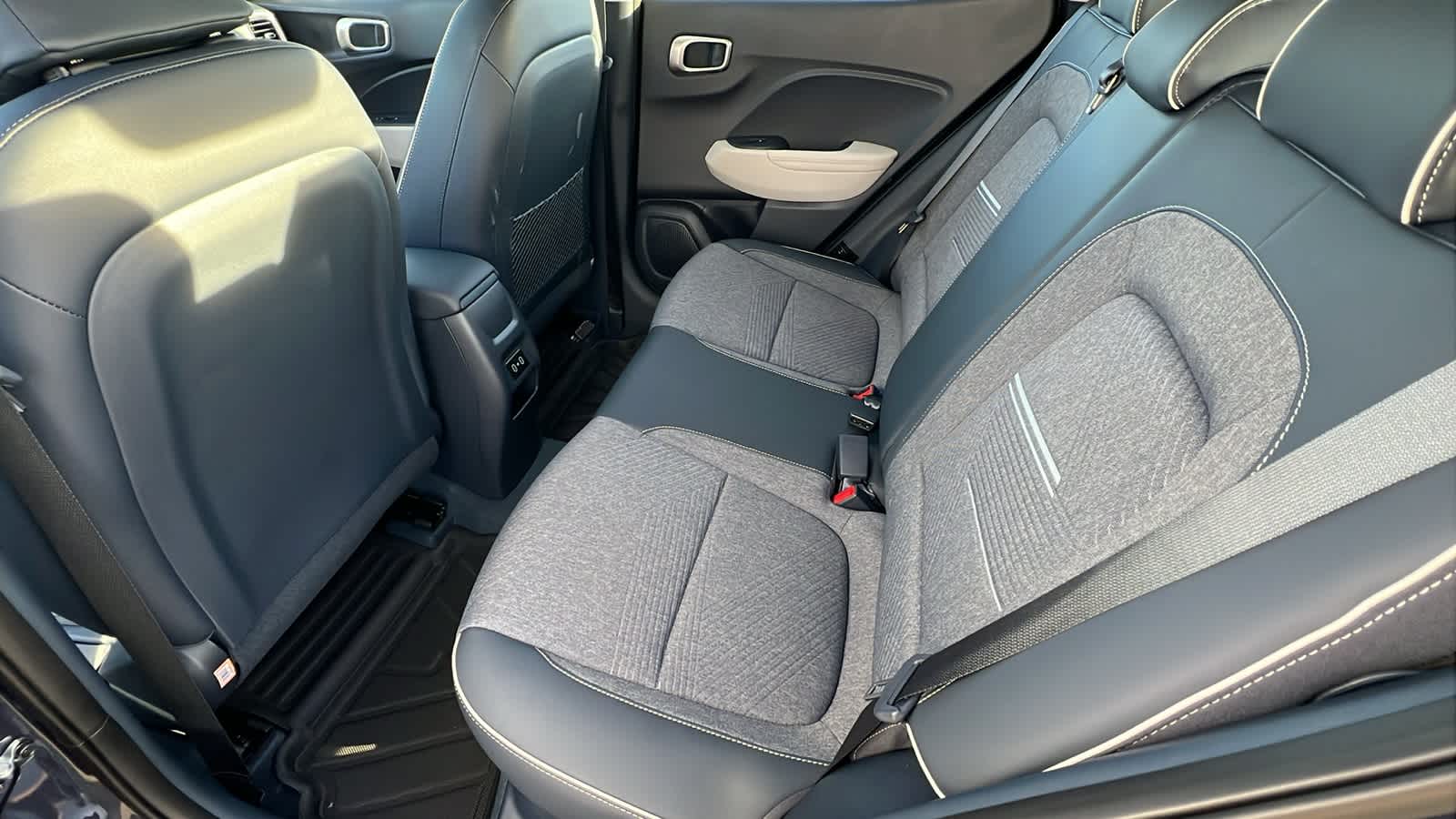 Thumbnail: 2026 Hyundai Venue - 24