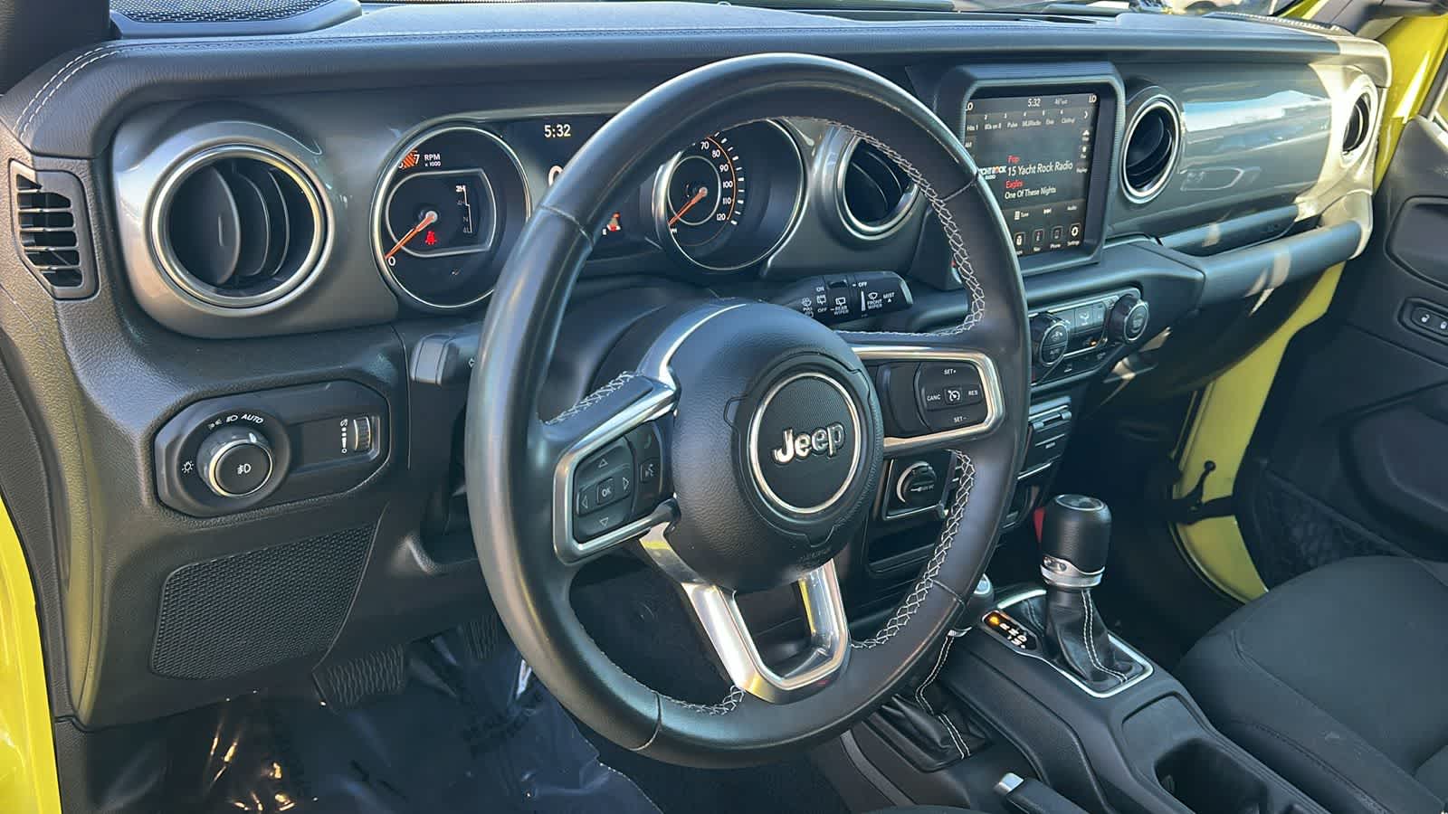 Thumbnail: 2023 Jeep Wrangler - 9