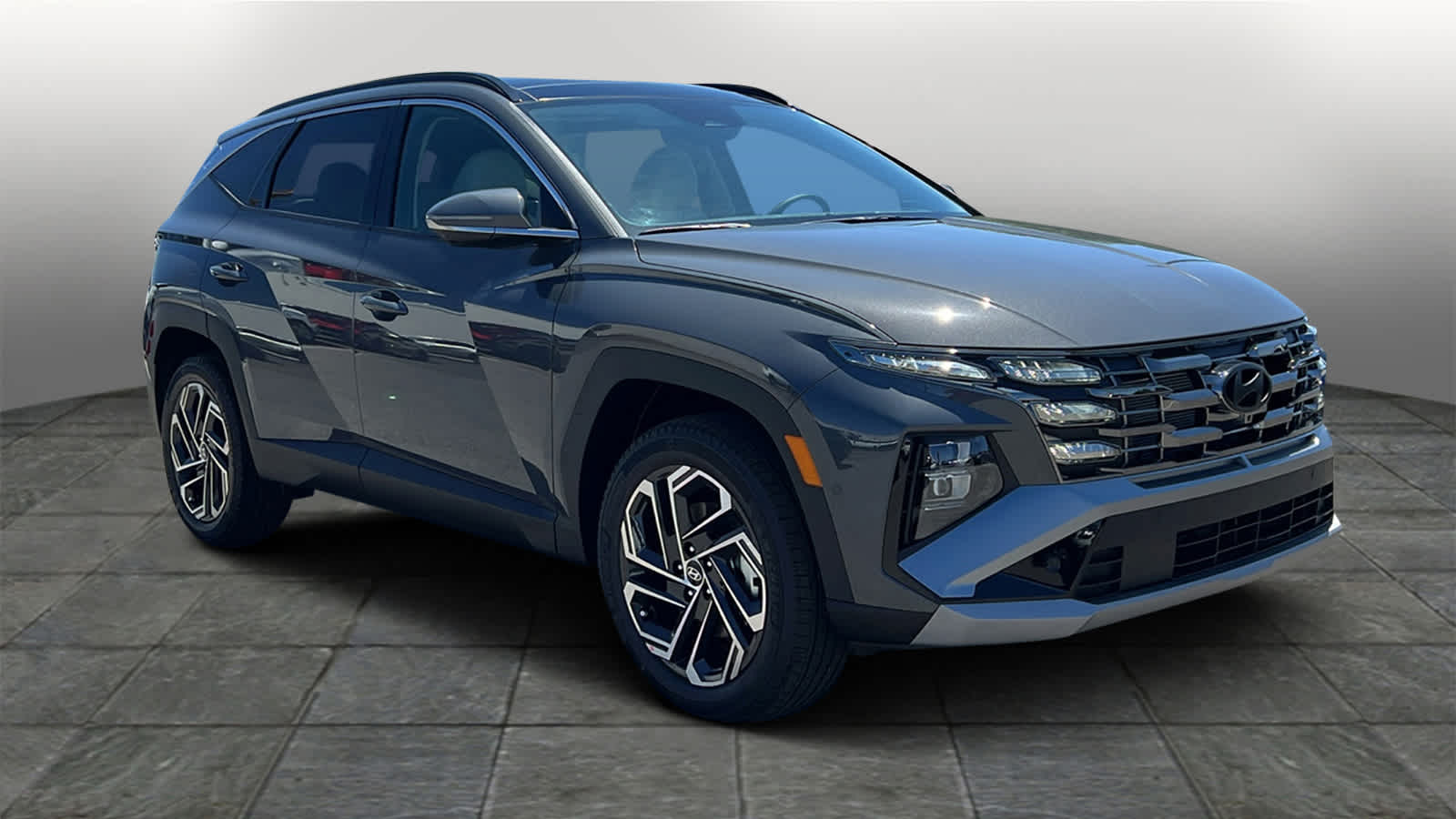 Thumbnail: 2025 Hyundai Tucson - 3