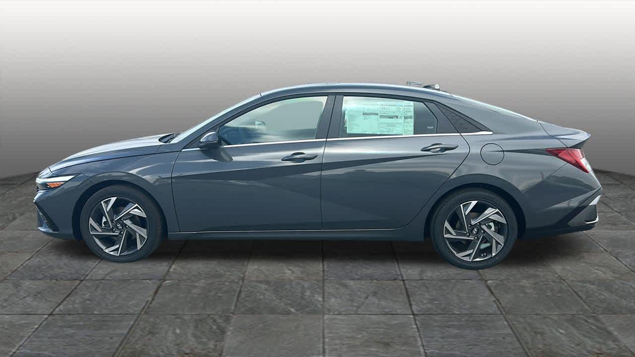 Thumbnail: 2026 Hyundai Elantra - 8