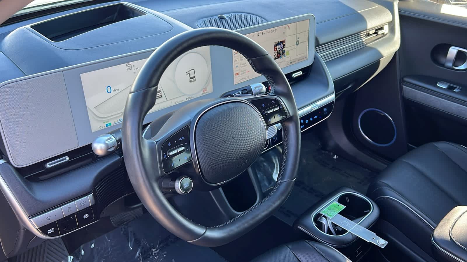 Thumbnail: 2023 Hyundai Ioniq 5 - 10