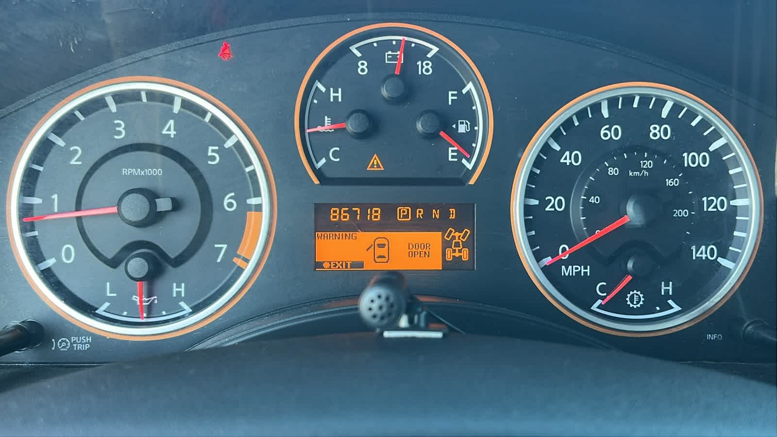 Thumbnail: 2011 Nissan Titan - 20