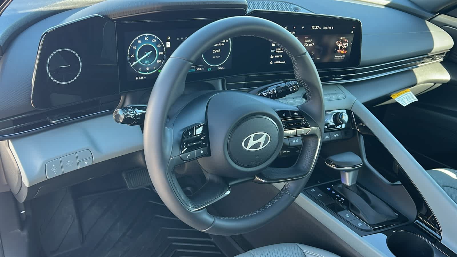 Thumbnail: 2025 Hyundai Elantra - 10