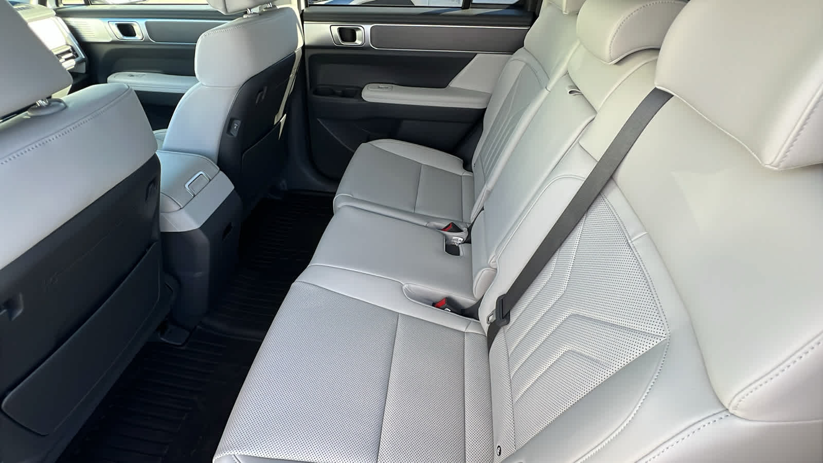 Thumbnail: 2026 Hyundai Santa Fe - 24