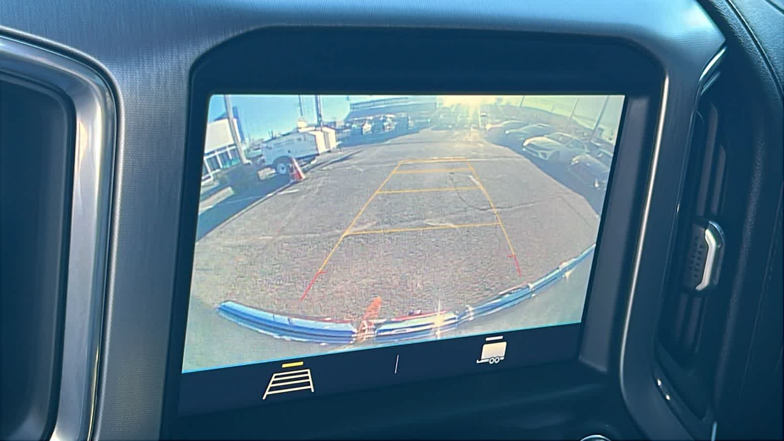 Thumbnail: 2022 GMC Sierra 1500 - 16