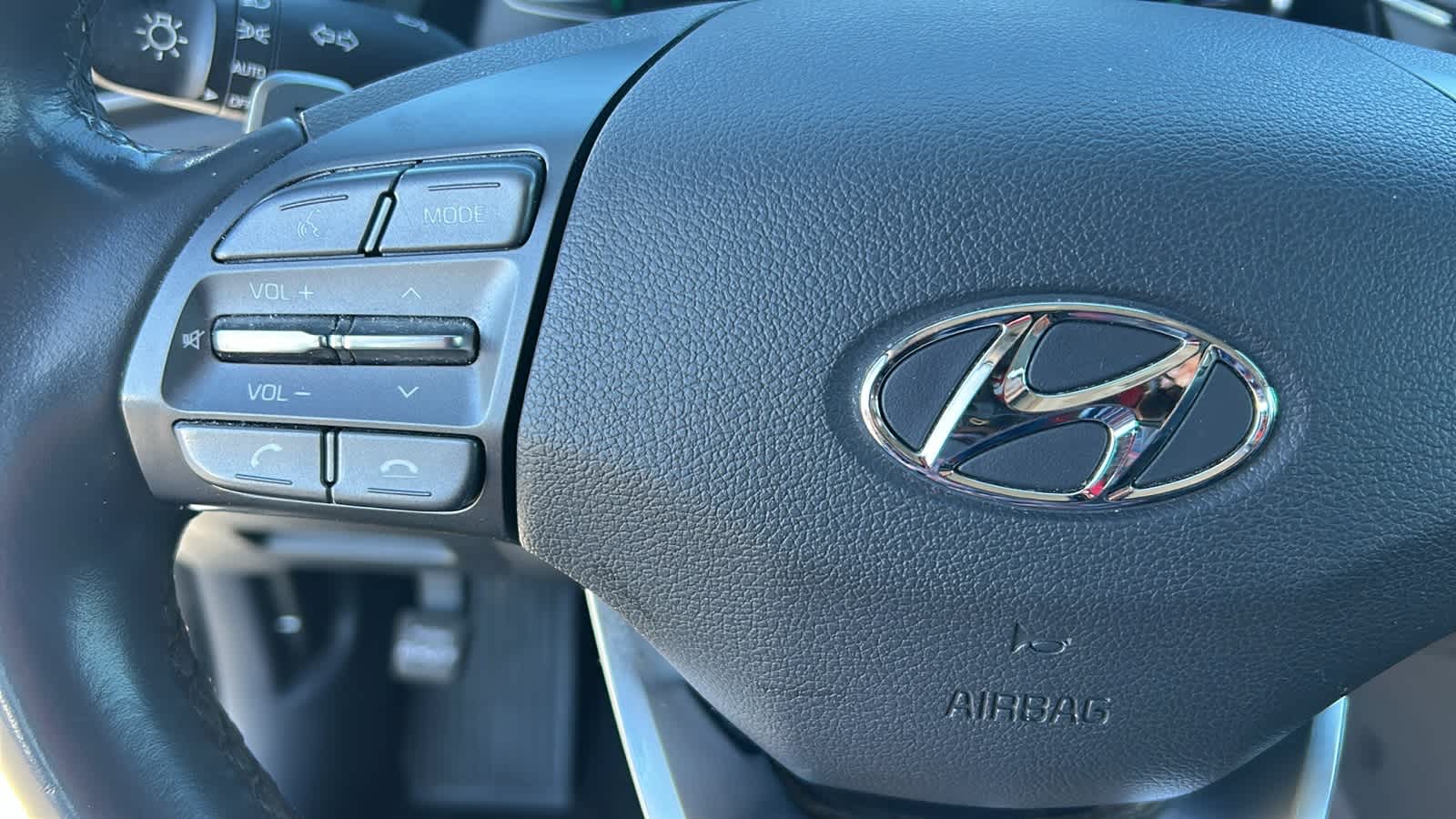 Thumbnail: 2020 Hyundai Ioniq - 19