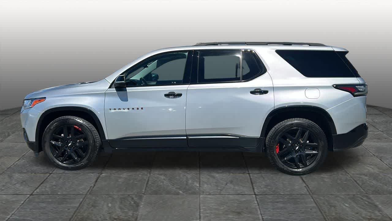 Thumbnail: 2021 Chevrolet Traverse - 8
