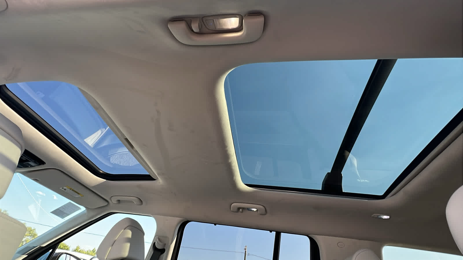 Thumbnail: 2025 Hyundai Santa Fe - 31