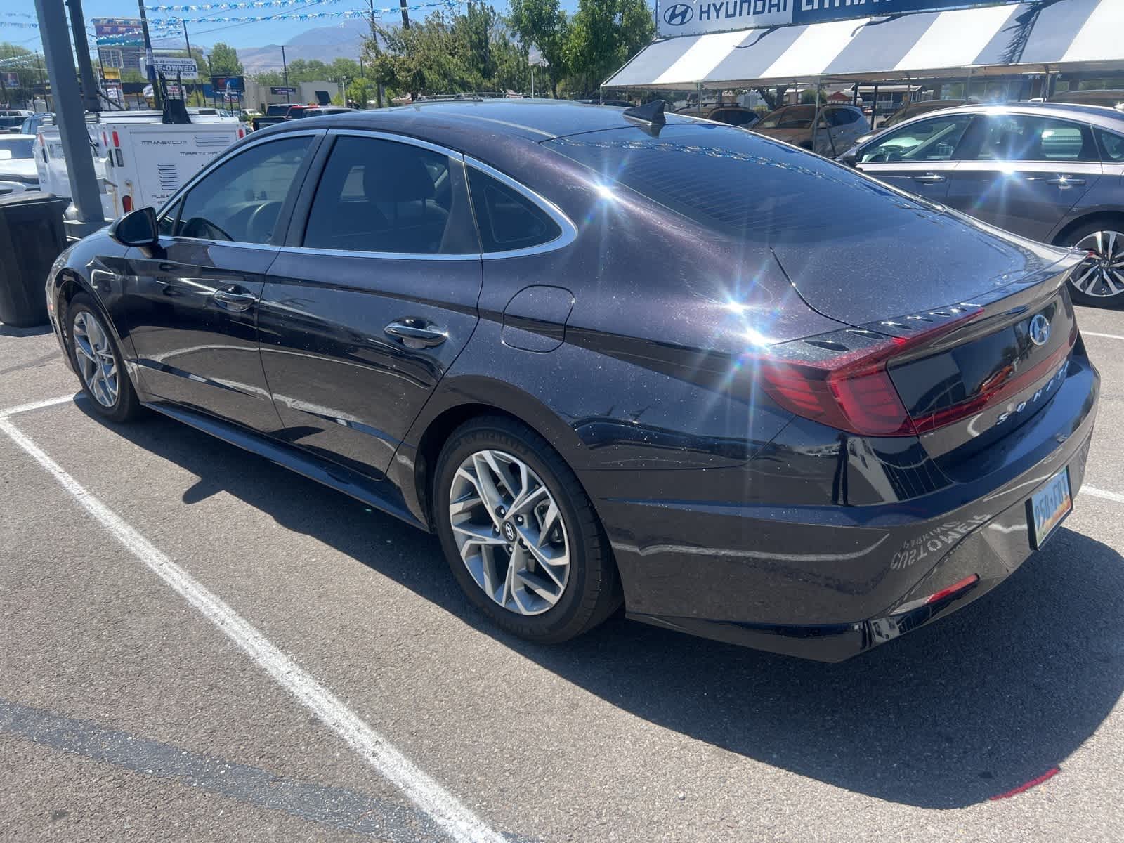Thumbnail: 2023 Hyundai Sonata - 3