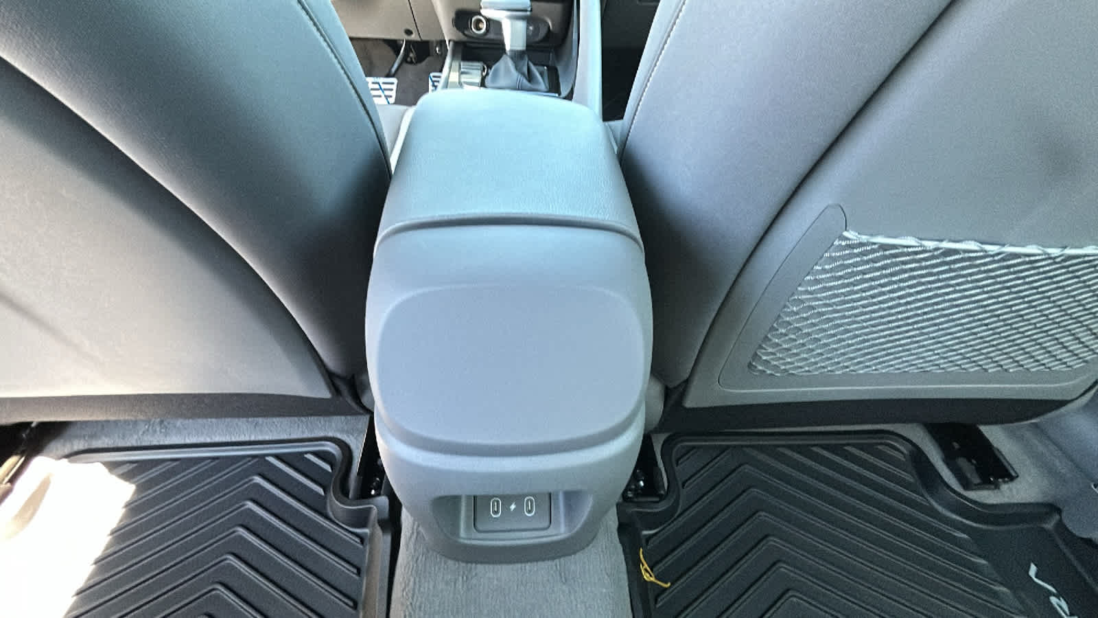Thumbnail: 2026 Hyundai Elantra - 25