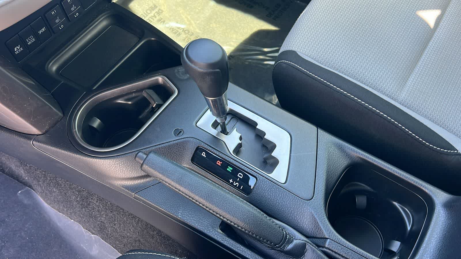 Thumbnail: 2018 Toyota RAV4 - 13