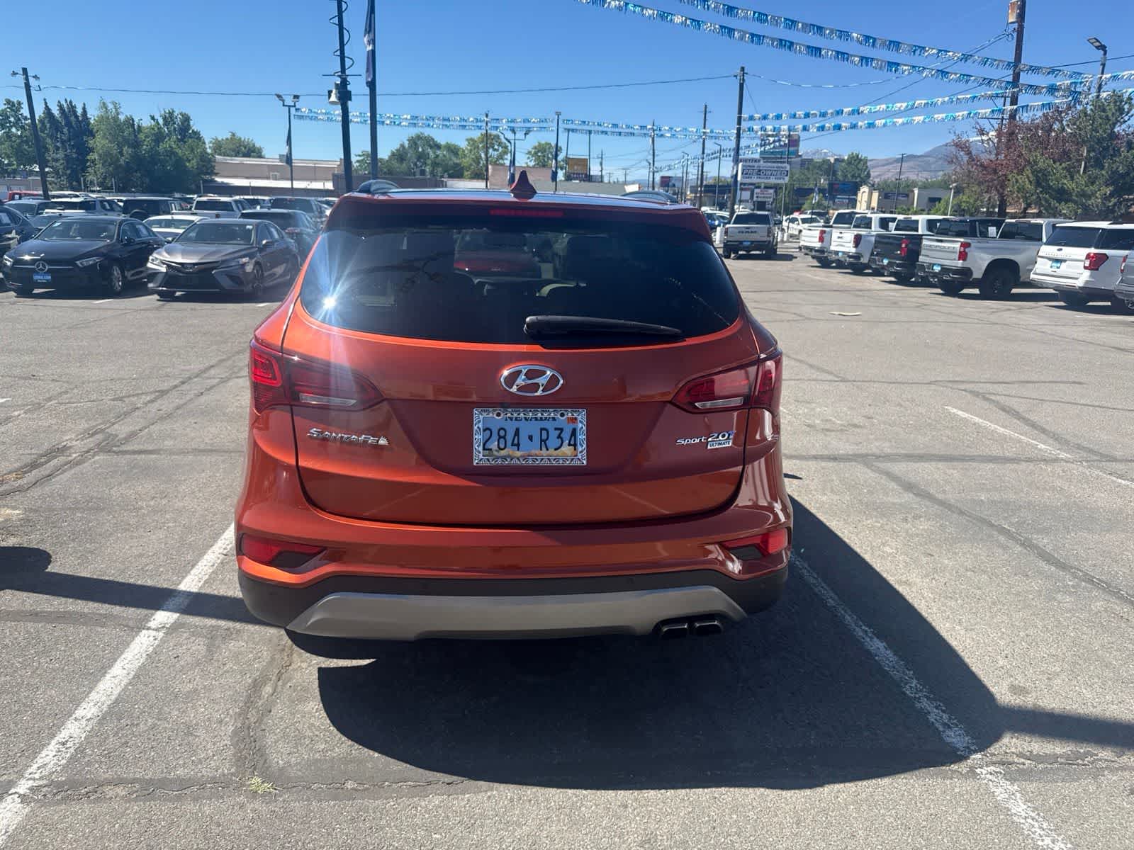 Thumbnail: 2017 Hyundai Santa Fe - 4