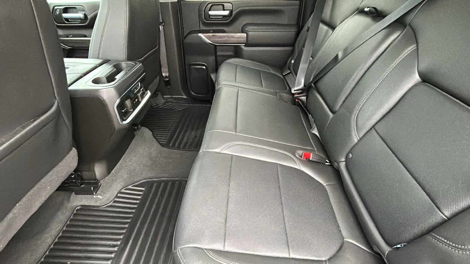 Thumbnail: 2021 Chevrolet Silverado 2500 - 24