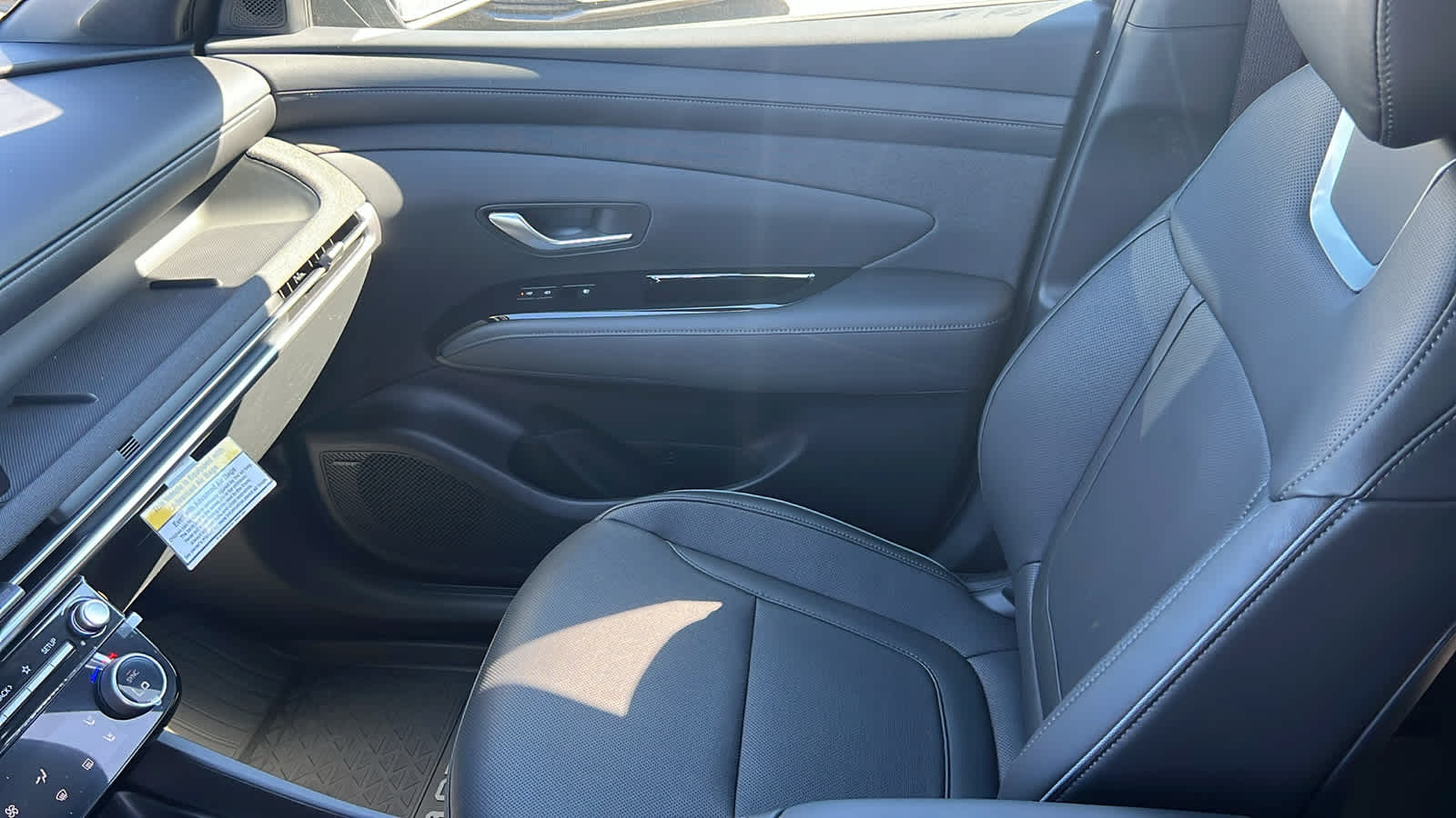 Thumbnail: 2025 Hyundai Santa Cruz - 12