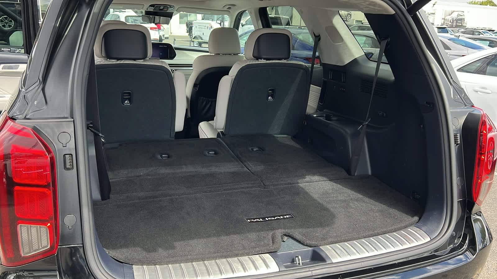 Thumbnail: 2024 Hyundai Palisade - 27