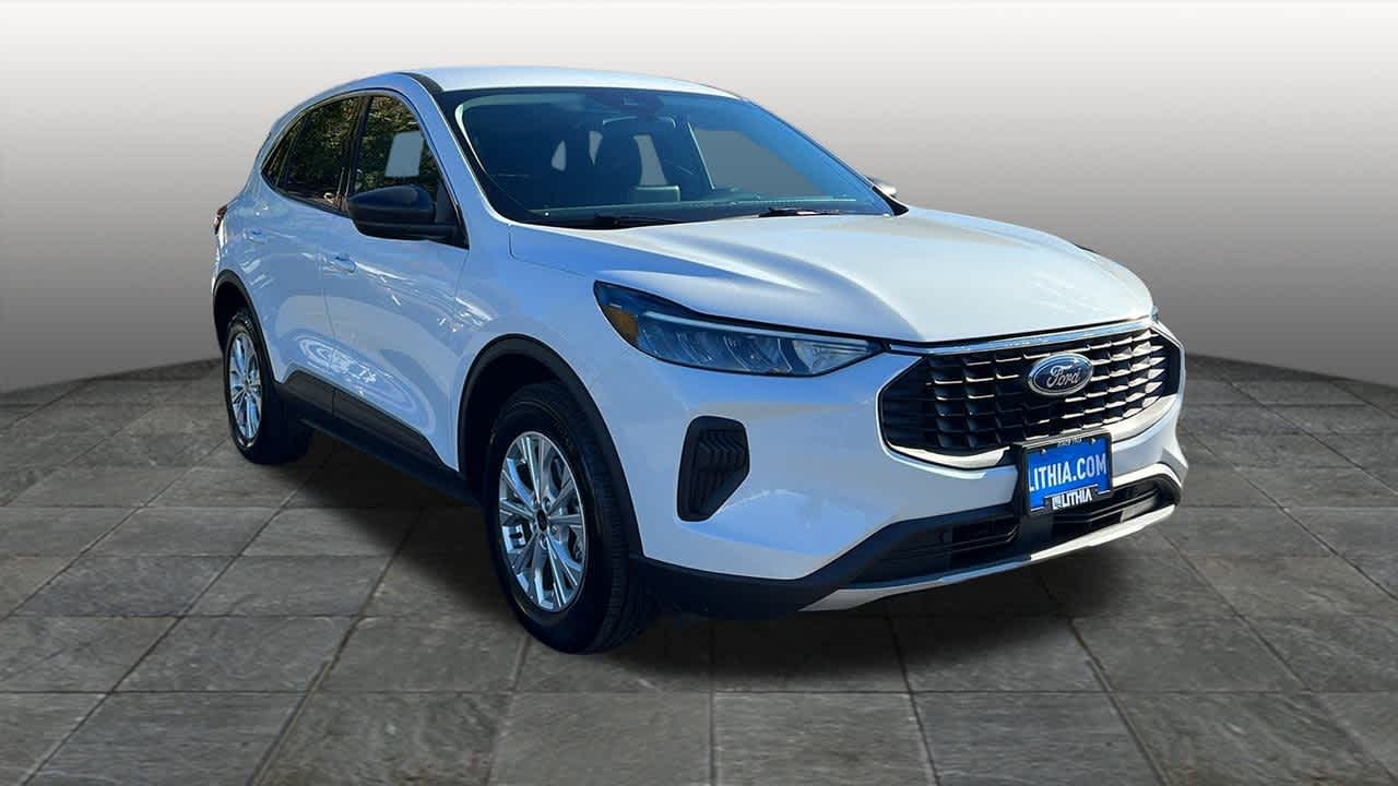 Thumbnail: 2024 Ford Escape - 3