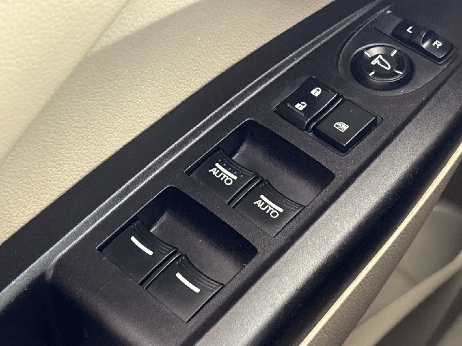 Thumbnail: 2014 Acura RDX - 32