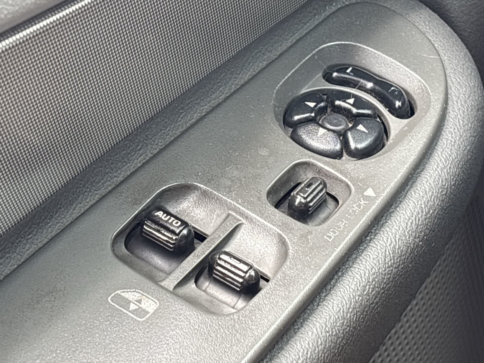 Thumbnail: 2007 Dodge Ram 1500 - 21