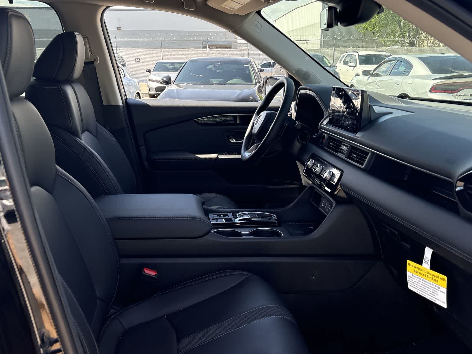 Thumbnail: 2025 Honda Pilot - 17