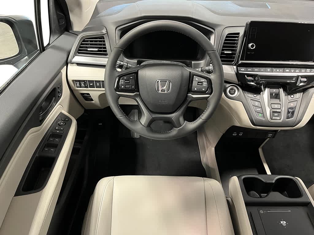 Thumbnail: 2026 Honda Odyssey - 16
