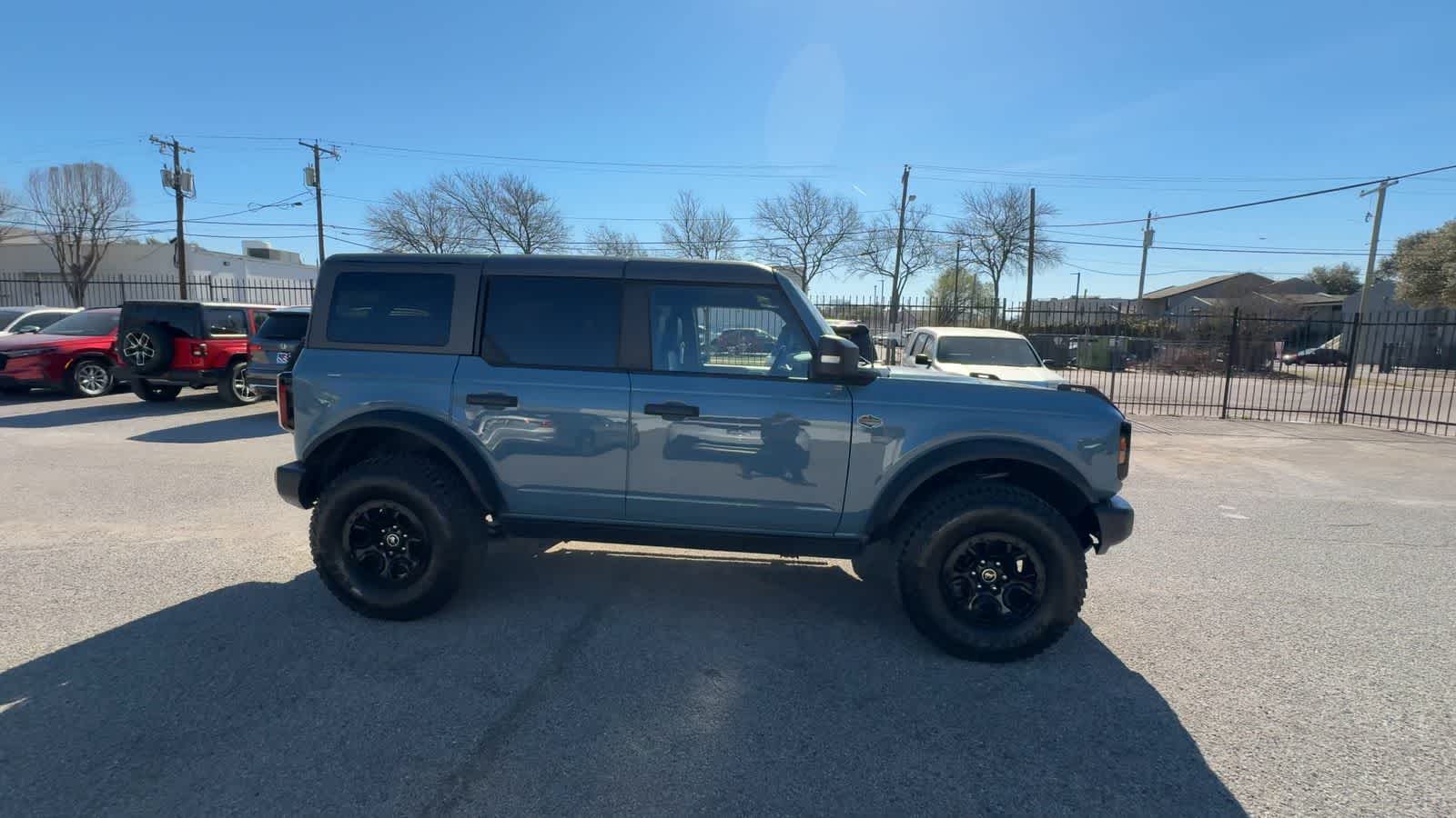 Thumbnail: 2023 Ford Bronco - 9