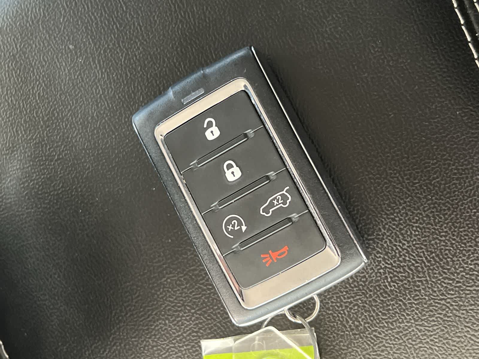 Thumbnail: 2022 Jeep Grand Cherokee - 19