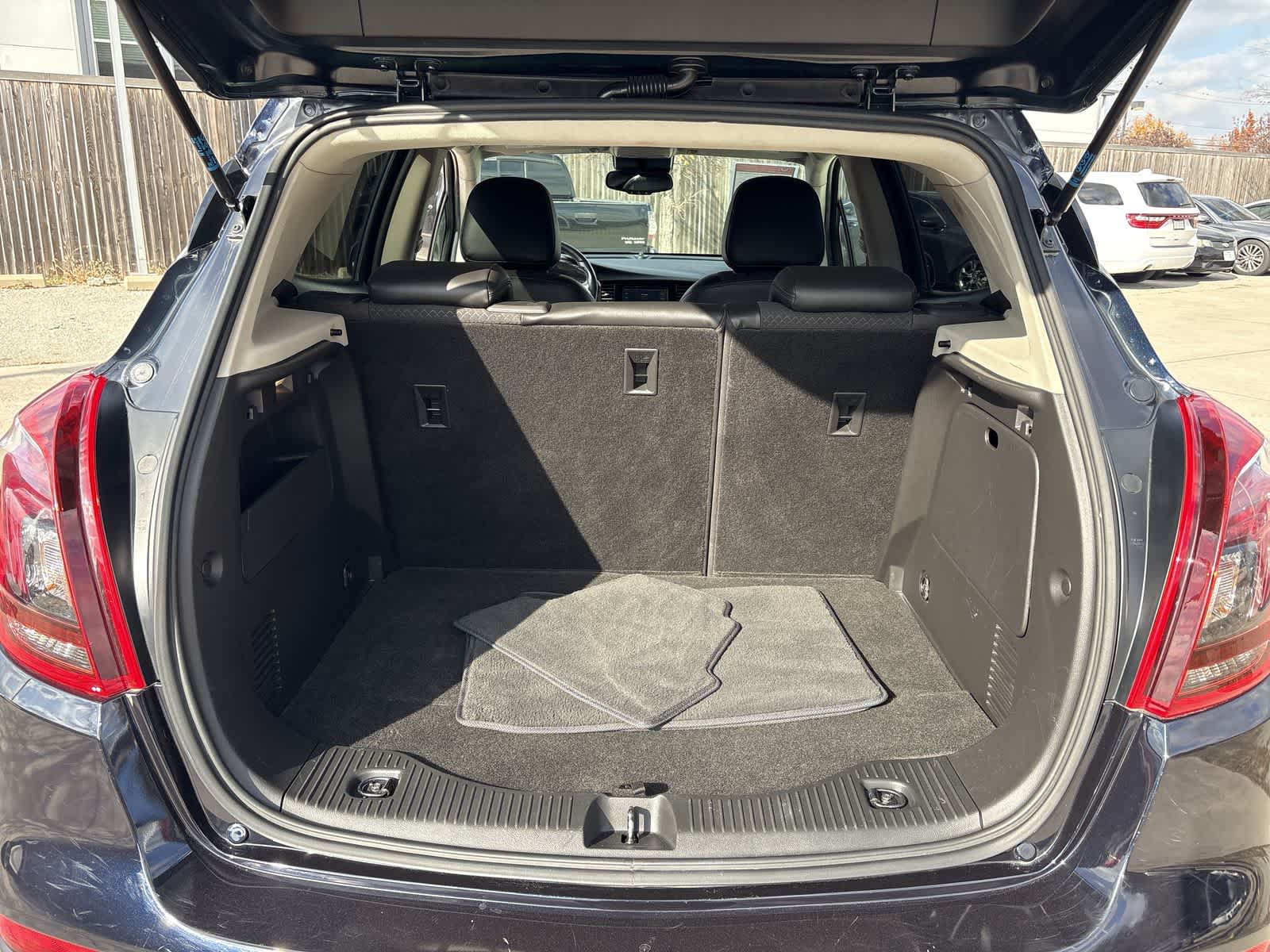 Thumbnail: 2022 Buick Encore - 18