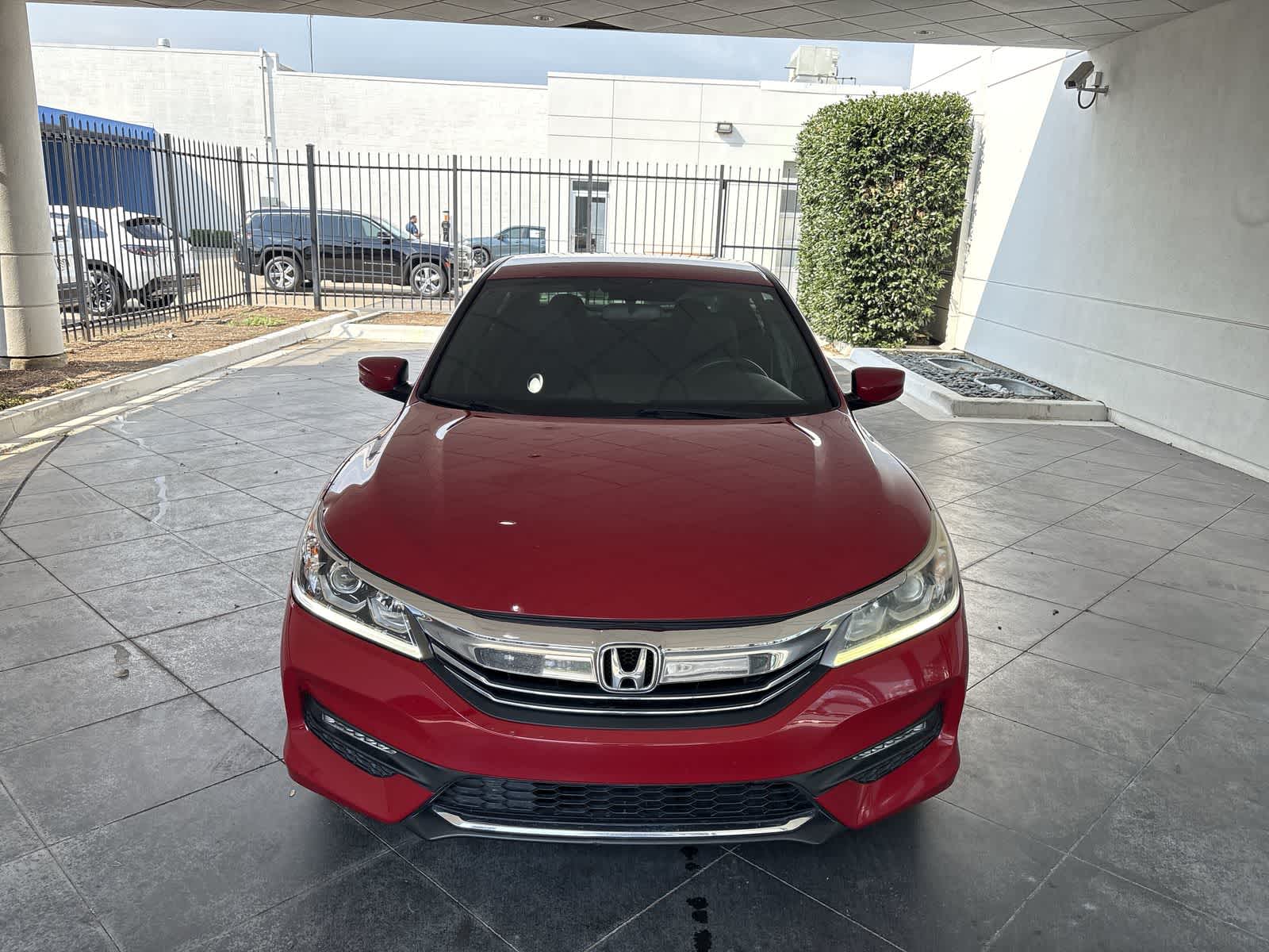 Thumbnail: 2017 Honda Accord - 6