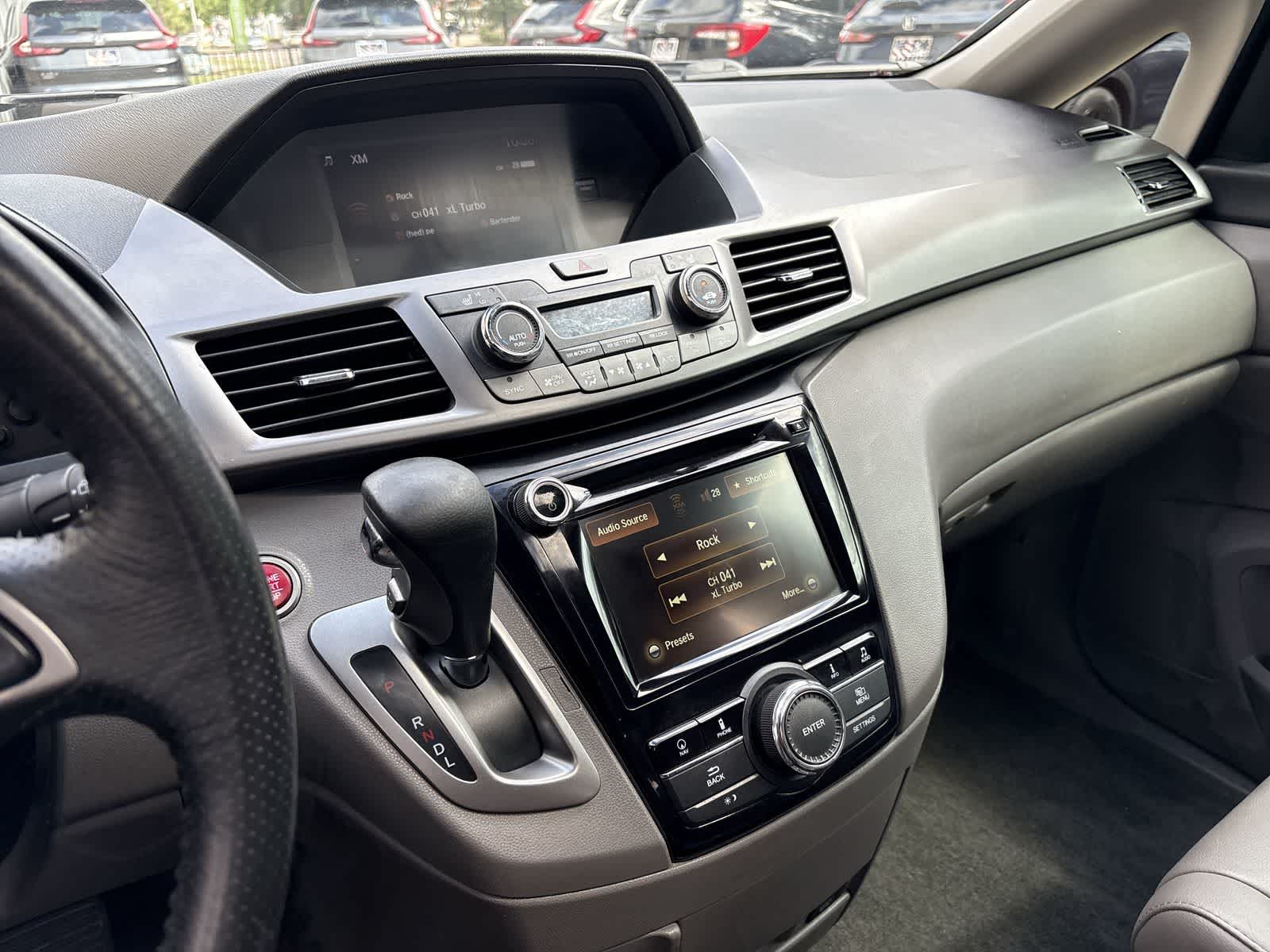 Thumbnail: 2014 Honda Odyssey - 14