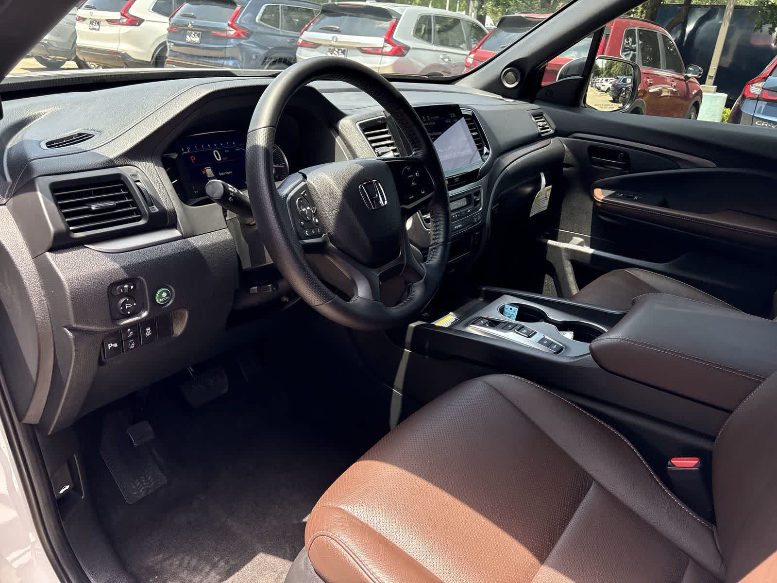 2024 Honda Passport EX-L 10