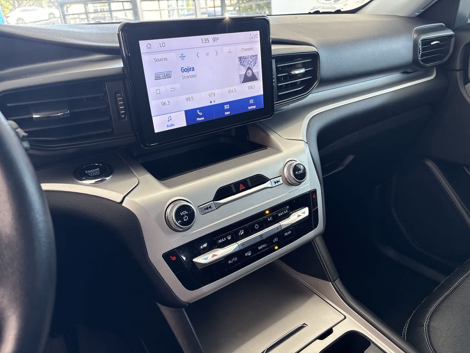 Thumbnail: 2022 Ford Explorer - 15