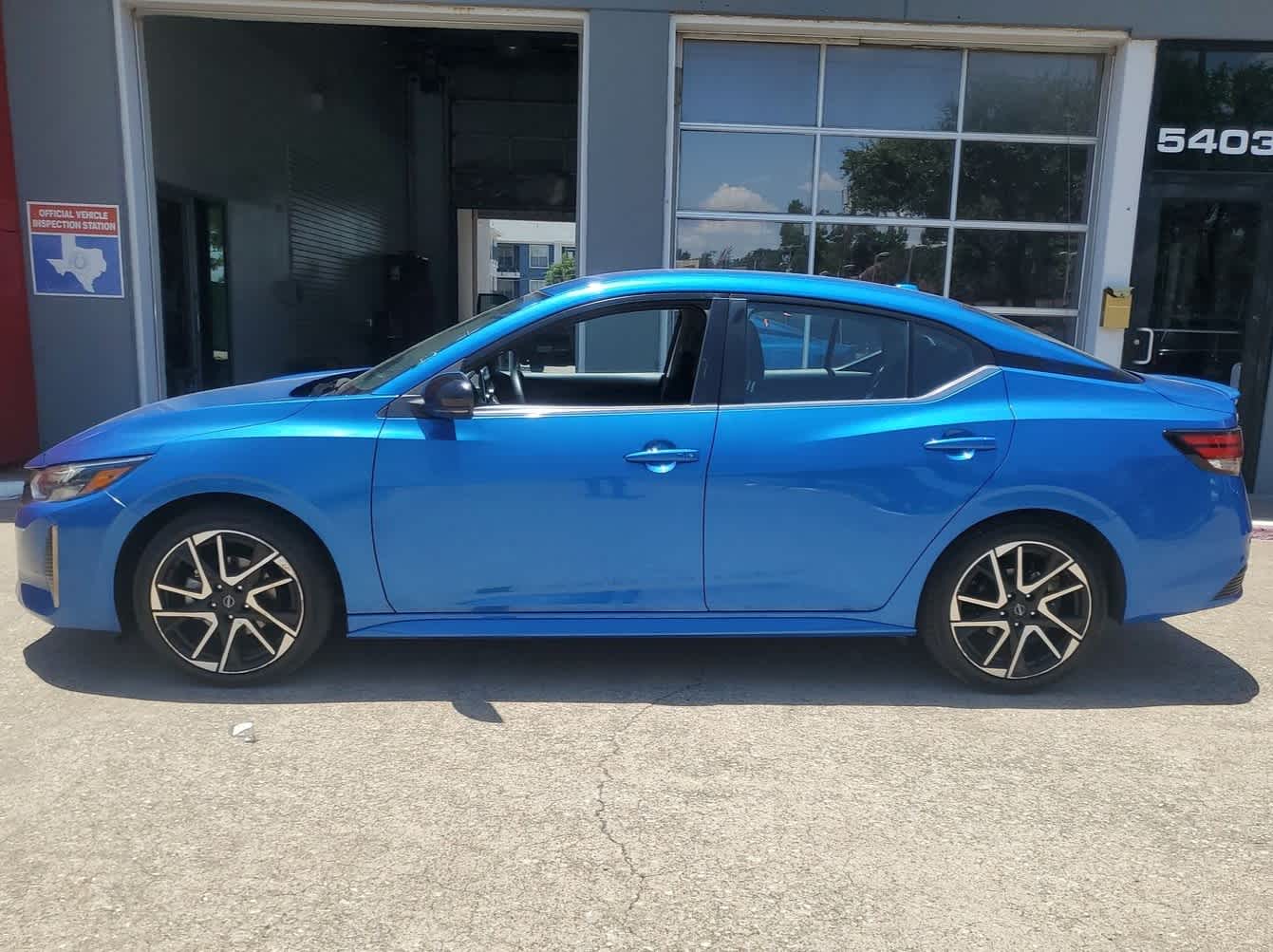Thumbnail: 2025 Nissan Sentra - 2