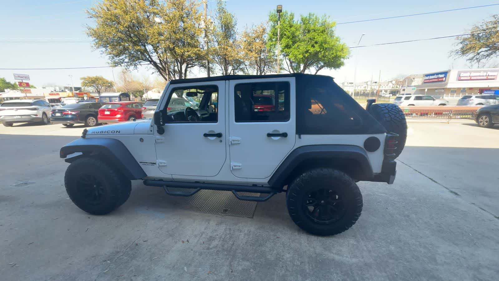 Thumbnail: 2018 Jeep Wrangler - 5