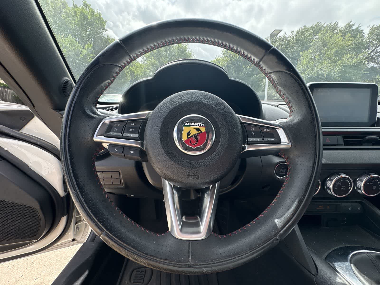 Thumbnail: 2019 Fiat 124 Spider - 14