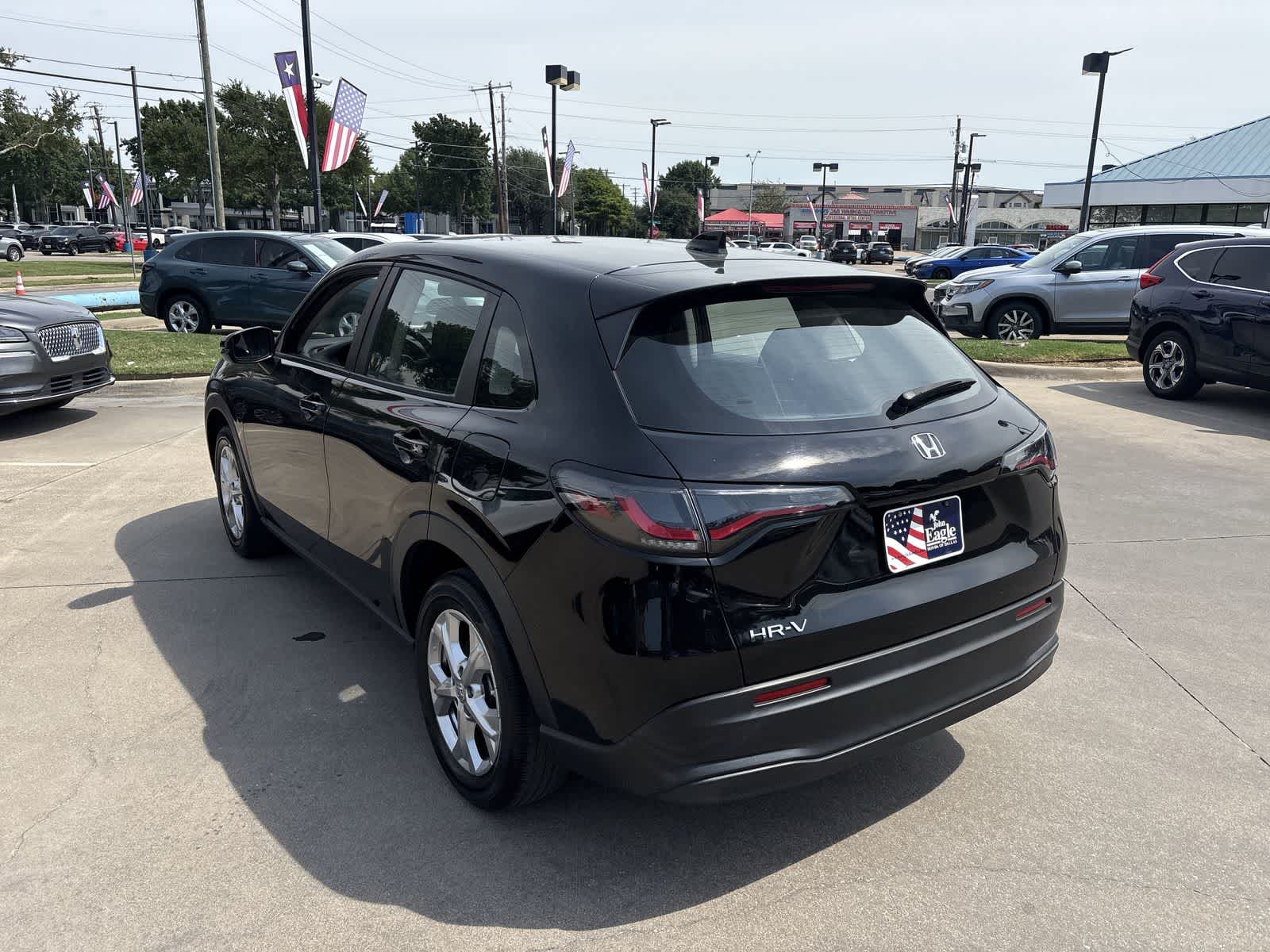 Thumbnail: 2023 Honda HR-V - 4